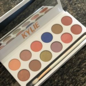 Kylie Cosmetics Palette